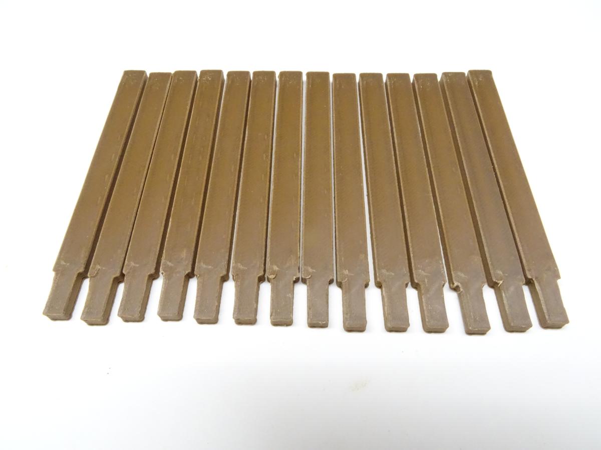 Holzrungen mittelbraun für 4-Achser LGB Flachwagen